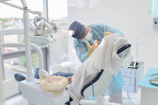 Best Orthodontic Emergency Dentist in Lake Pocotopaug, CT